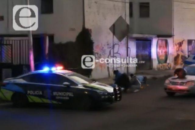 Puebla: matan a mujer en Villa Frontera; esperaba transporte de personal (video)