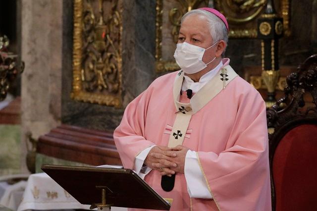 Arzobispo de Puebla pide por peregrinos rumbo a Basílica de Guadalupe