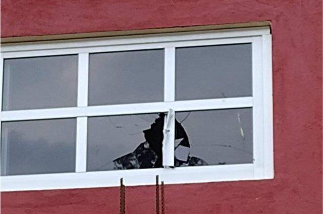 Niega alcalde de Zapotitlán haber disparado contra escuela