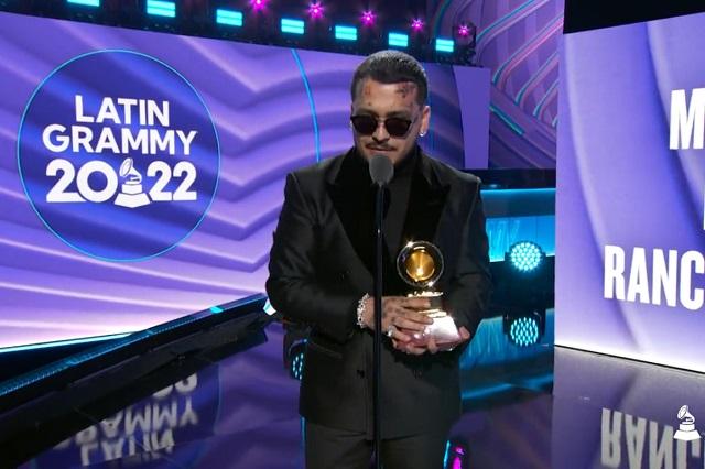 Latin Grammy 2022: Nodal le dedicó su premio a Cazzu