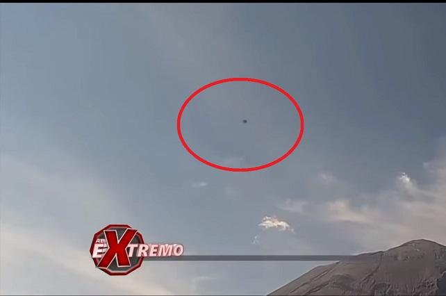 Video: Captan OVNI sobrevolando cráter del volcán Popocatépetl