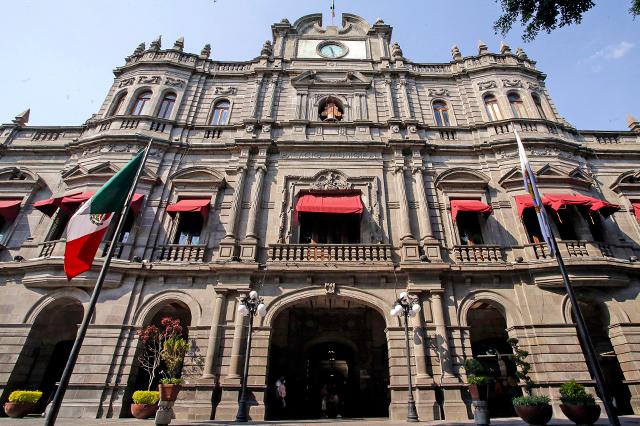 Podrían embargar a deudores de predial en Puebla capital