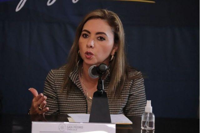 Paola Angón promete pista de hielo en San Pedro Cholula