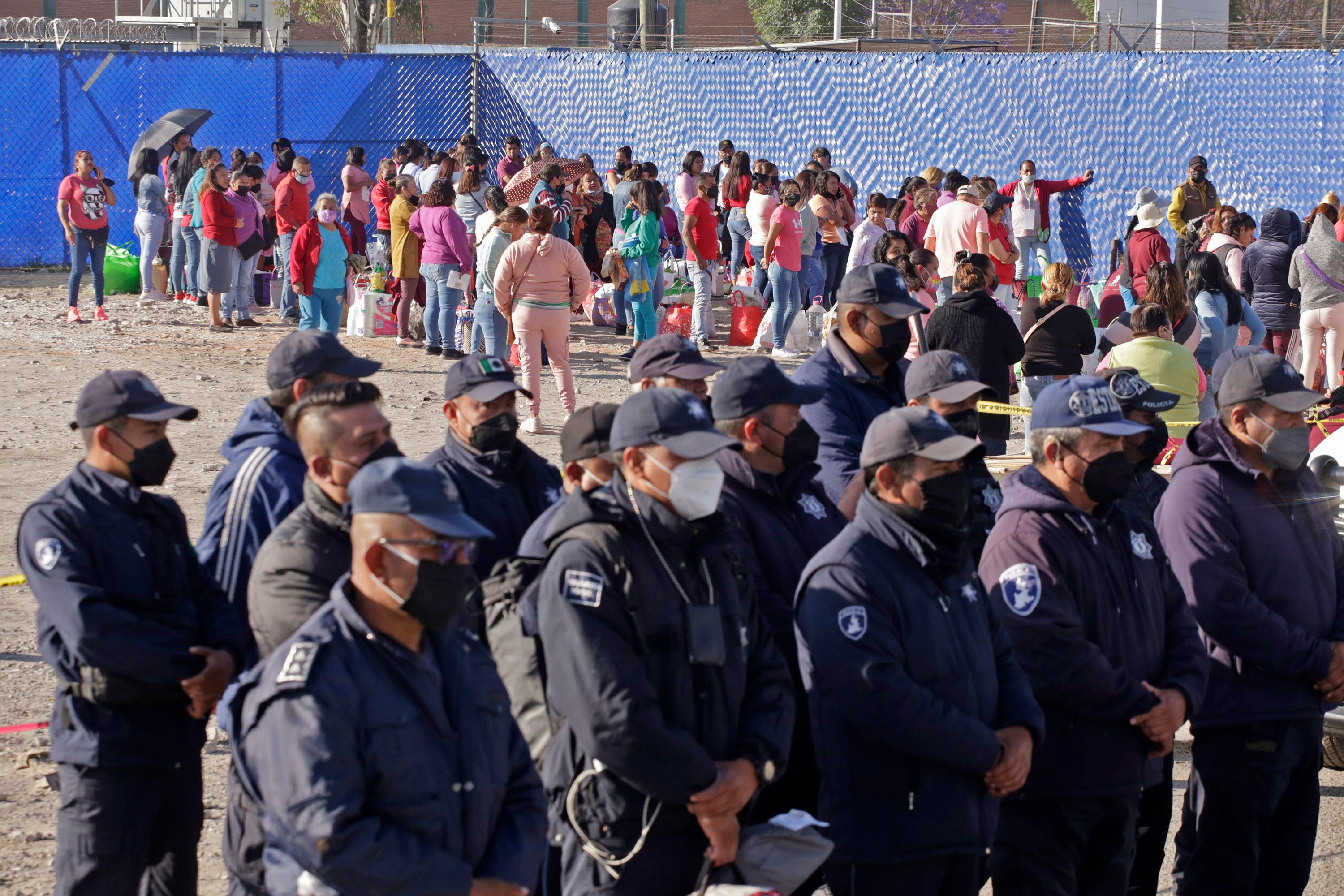 Fracasa protesta de parientes de reos en Cereso de Puebla