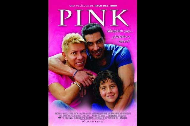 Critican a Cinemex por exhibir la película Pink