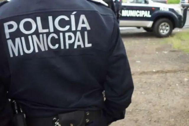 Pobladores de El Paredón atacan a policías de Chignahuapan