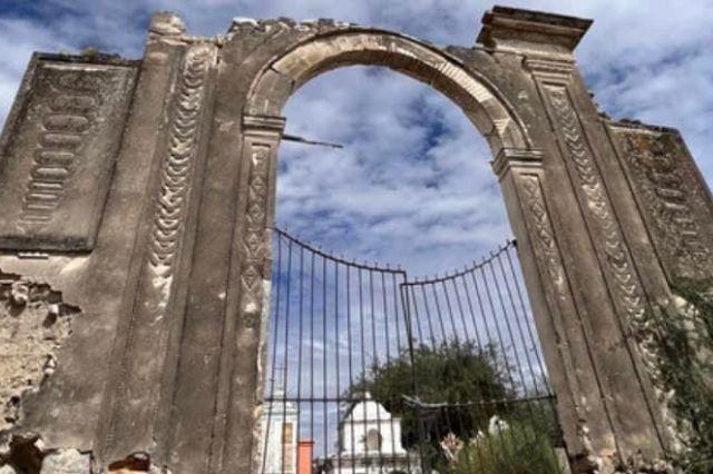 Pobladores de Zapotitlán Salinas restaurarán portal del siglo XX