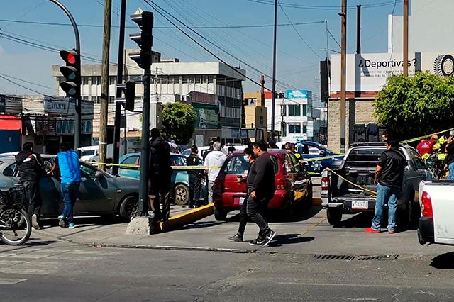 Por infarto, mueren dos en diferentes puntos de la ciudad de Puebla