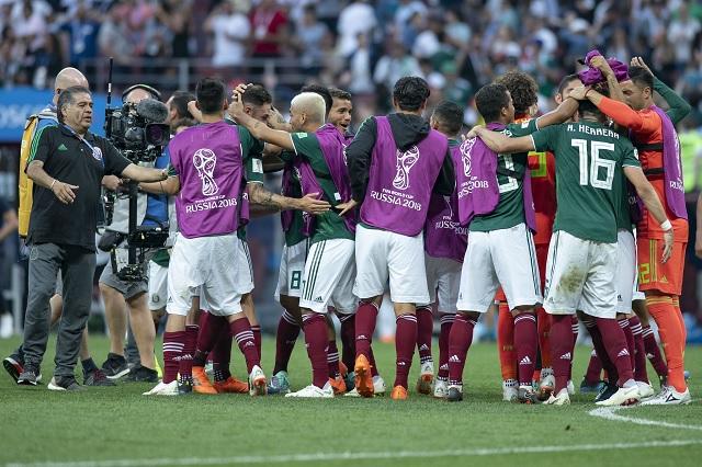 Chicharito y Funes Mori destacan en prelista de México para Copa Oro