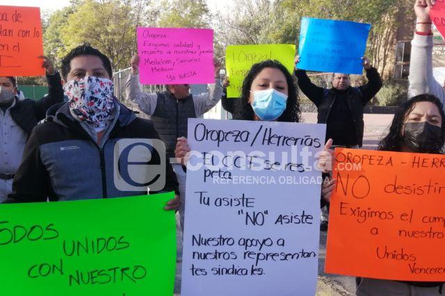 Protesta en Texmelucan: demanda sindicato de PEMEX servicio médico