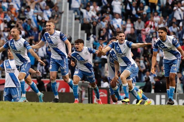Puebla derrota a Chivas en penales y amarra Liguilla del Apertura 2022