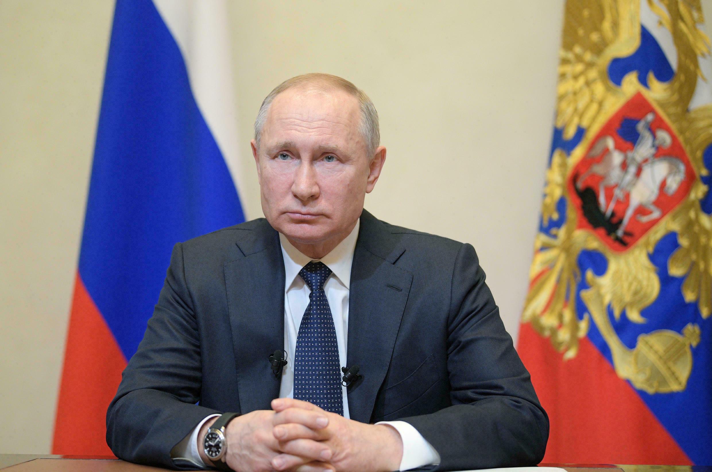 Putin critica avance en derechos de homosexuales y transgénero