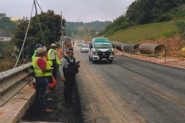 Reabren carretera federal Amozoc-Nautla tras cierre por socavón