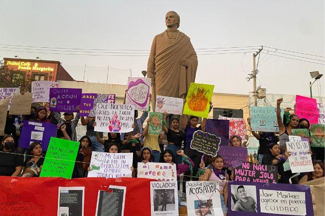 Realizan marcha feminista en Izúcar 