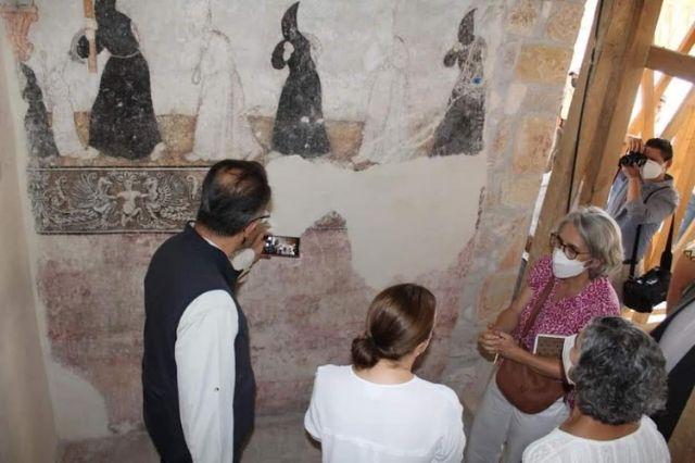 Rescatan murales antiguos en exconvento de Huaquechula
