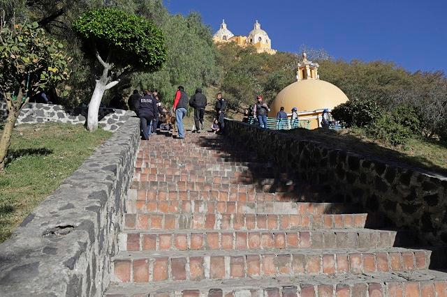 Reparación de escalinata en Santuario de Cholula tardará 3 meses