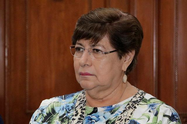 Silvia Tanús sale de Ayuntamiento; alcalde afirma que posición es del PRI
