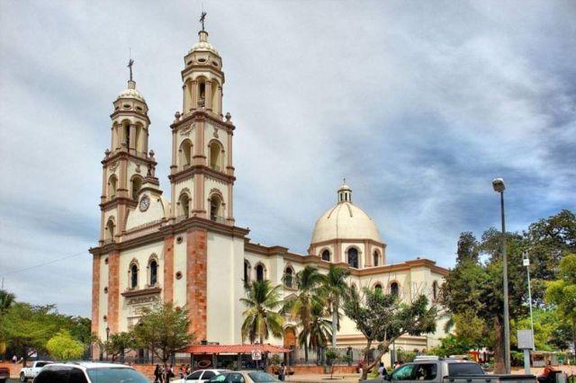 Sin temor a Dios, ladrones perpetran asalto a Catedral de Culiacán