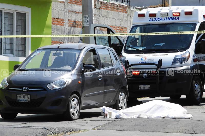 Por infarto, muere hombre frente a  su casa , en la  Reforma Sur
