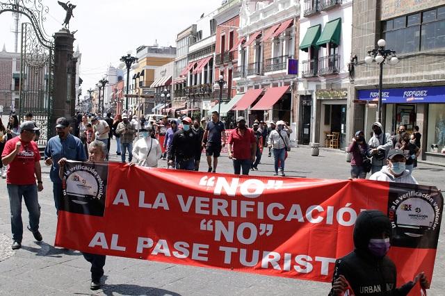 Verificación Vehicular en Puebla: van 10 marchas en dos meses
