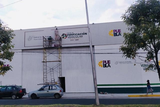 Verificentros de Puebla abren con obras de última hora y sin permisos