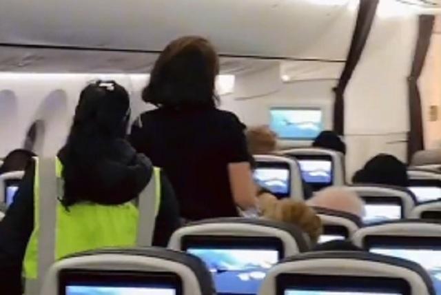 Lady Aeroméxico: mujer retrasa vuelo una hora y la bajan de avión