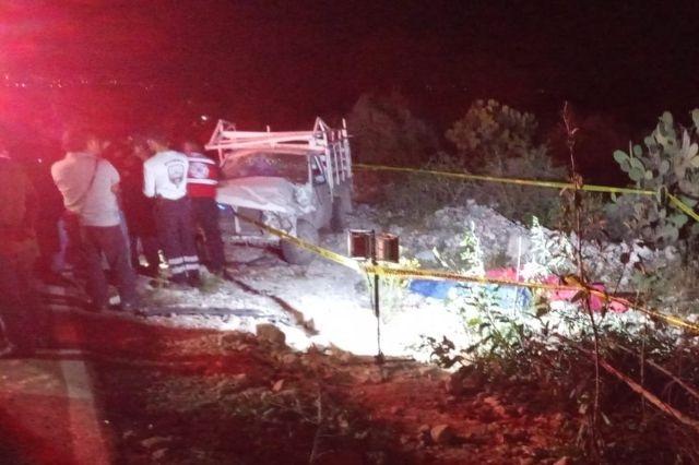Fallece mujer en volcadura en Tepanco de López